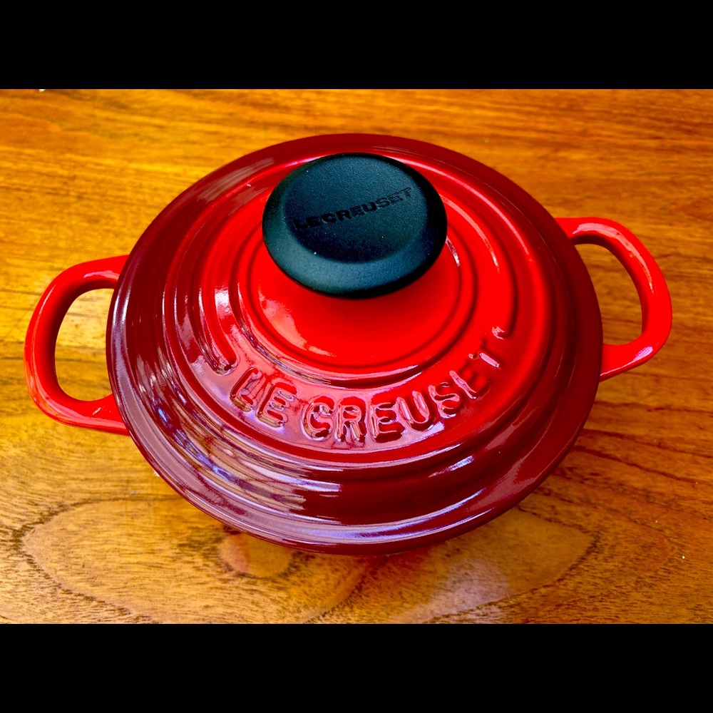 Le Creuset Round Dutch Oven 1 Qt. Cerise $160
